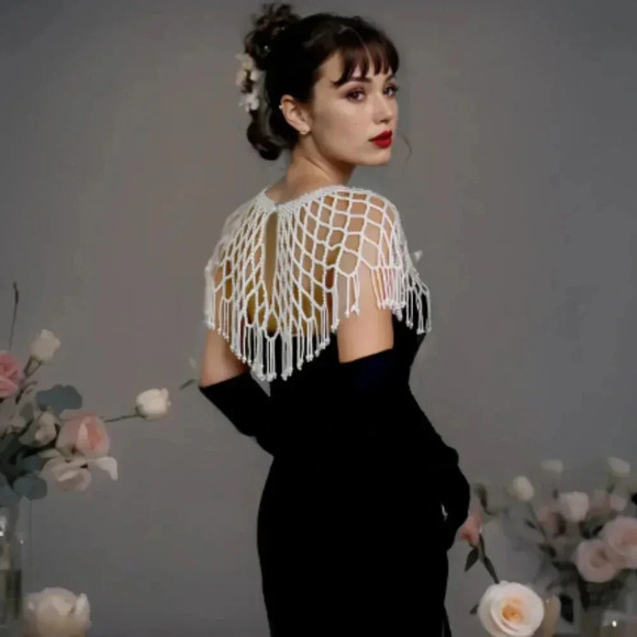 Pearl Shoulder Wrap - Picture 4 of 7